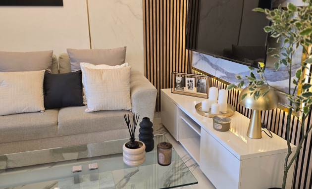 Revente - Apartment - Sucina