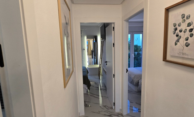 Revente - Apartment - Sucina