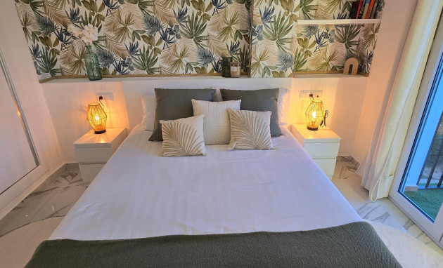 Revente - Apartment - Sucina