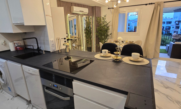 Revente - Apartment - Sucina