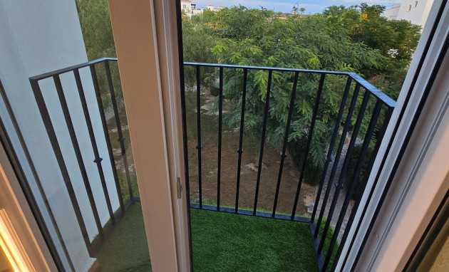 Revente - Apartment - Sucina