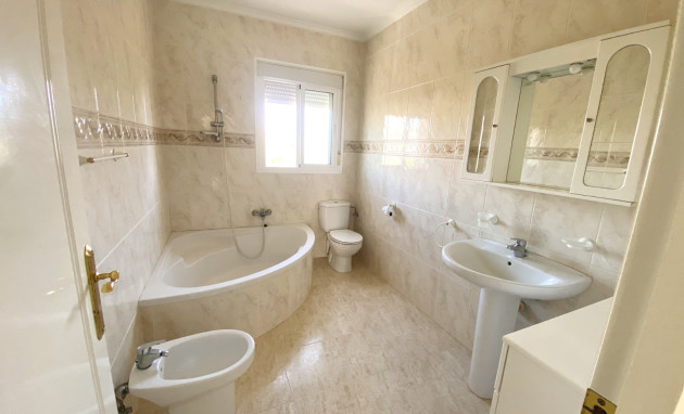 Herverkoop - Herenhuis - Benijofar - Monte Azul