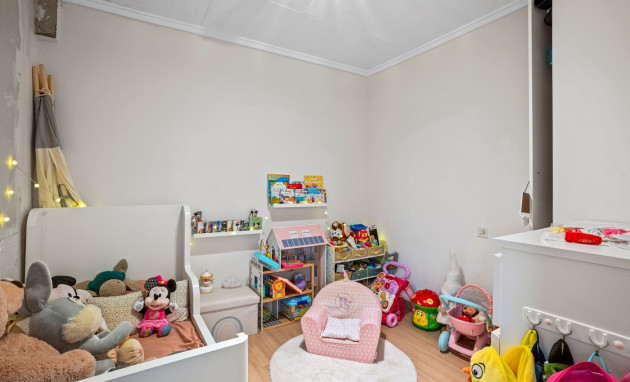 Herverkoop - Herenhuis - Torrevieja - La Siesta