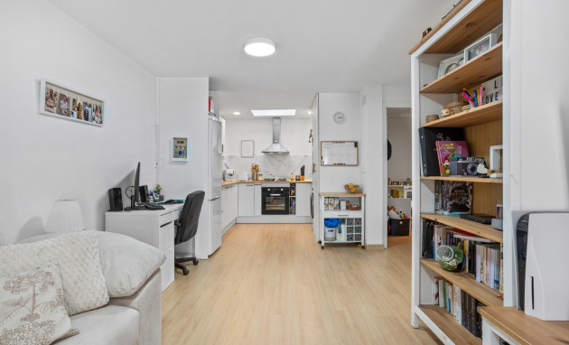 Herverkoop - Herenhuis - Torrevieja - La Siesta