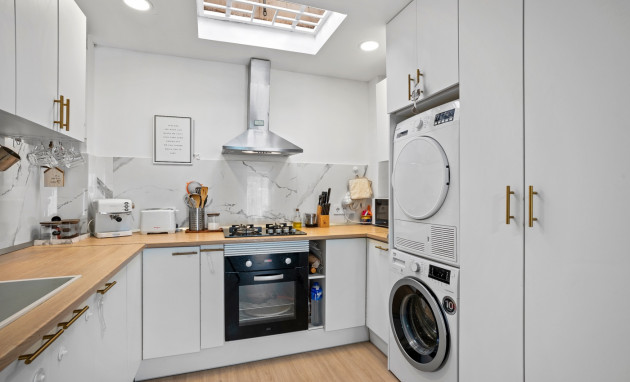 Herverkoop - Herenhuis - Torrevieja - La Siesta