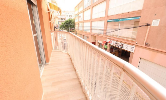 Herverkoop - Apartment - Torrevieja - La Mata pueblo