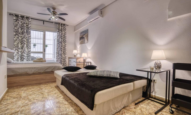 Herverkoop - Studio - Torrevieja - Centro