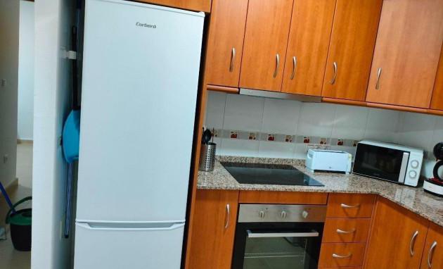 Herverkoop - Apartment - Torrevieja - Estacion de autobuses