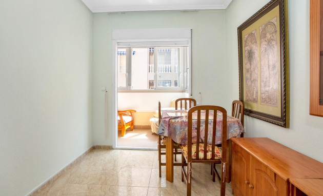 Revente - Apartment - Torrevieja - Playa de los locos