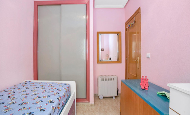 Revente - Apartment - Torrevieja - Playa de los locos