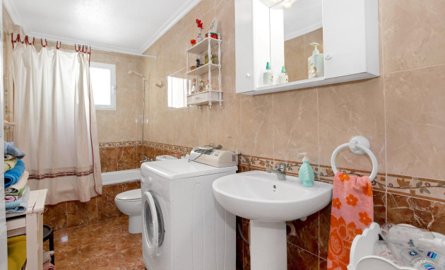 Revente - Apartment - Torrevieja - Playa de los locos