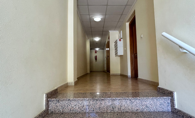 Herverkoop - Apartment - Jacarilla - pueblo