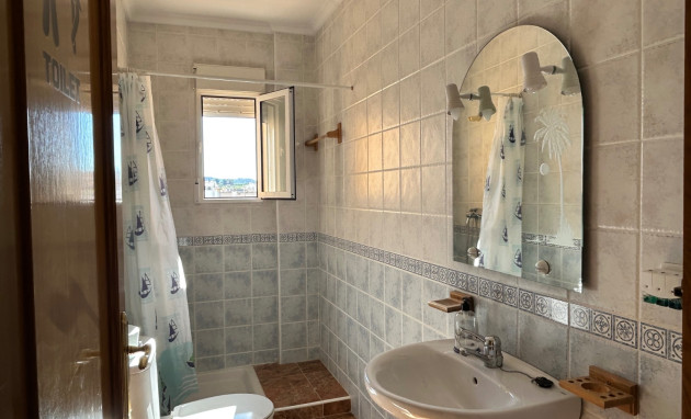 Herverkoop - Apartment - Jacarilla - pueblo