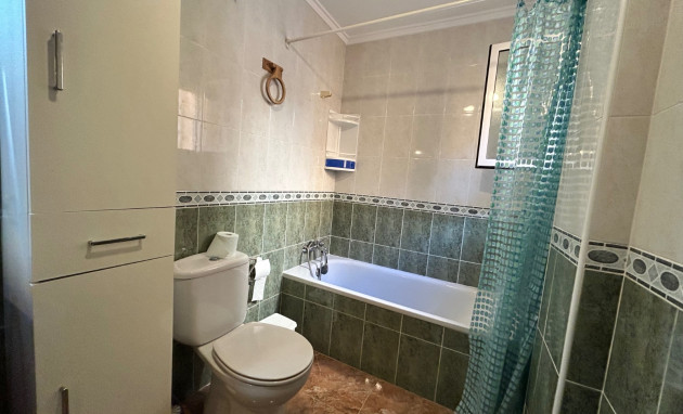 Herverkoop - Apartment - Jacarilla - pueblo