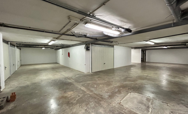 Herverkoop - Apartment - Jacarilla - pueblo