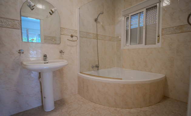 Herverkoop - Detached Villa - Ciudad Quesada - Doña Pepa