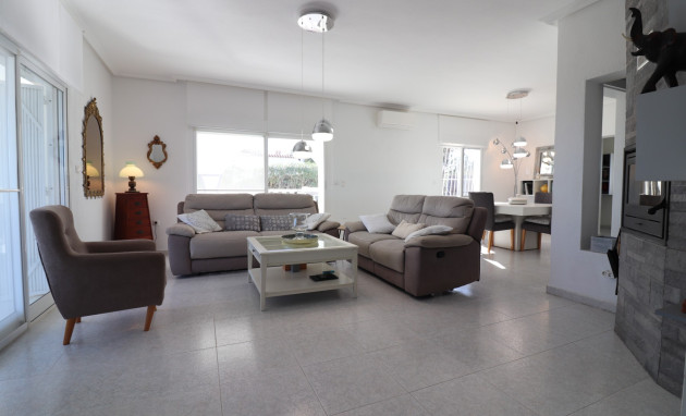Herverkoop - Detached Villa - Algorfa - Lomas de La Juliana