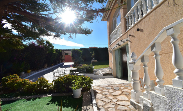 Herverkoop - Semi detached Villa - Orihuela Costa - Los Balcones