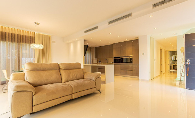 Herverkoop - Villa - Orihuela Costa - Campoamor