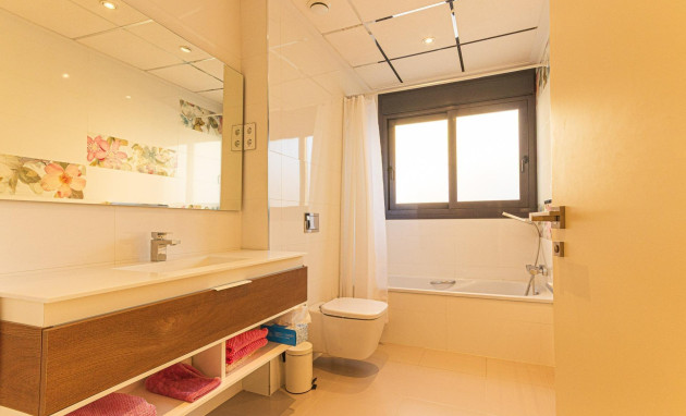 Herverkoop - Villa - Orihuela Costa - Campoamor