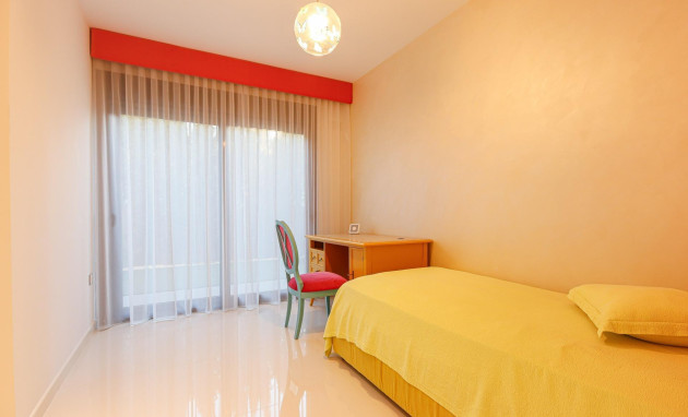 Herverkoop - Villa - Orihuela Costa - Campoamor