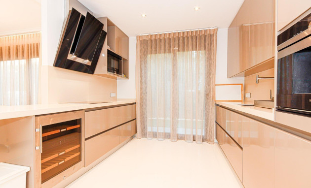 Herverkoop - Villa - Orihuela Costa - Campoamor