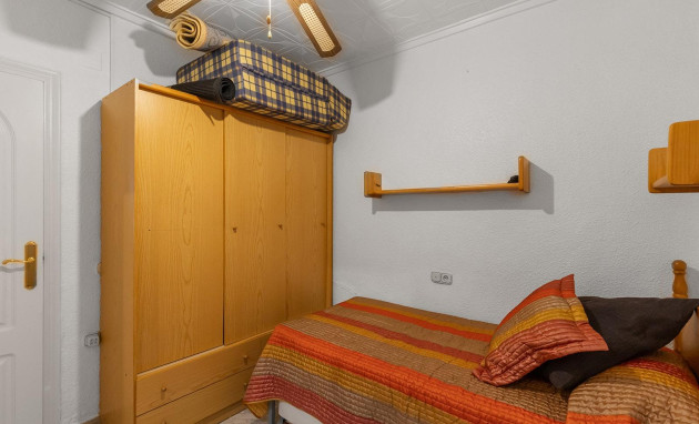 Herverkoop - Bungalow - Gelijkvloers - Torrevieja - La Siesta - El Salado - Torreta