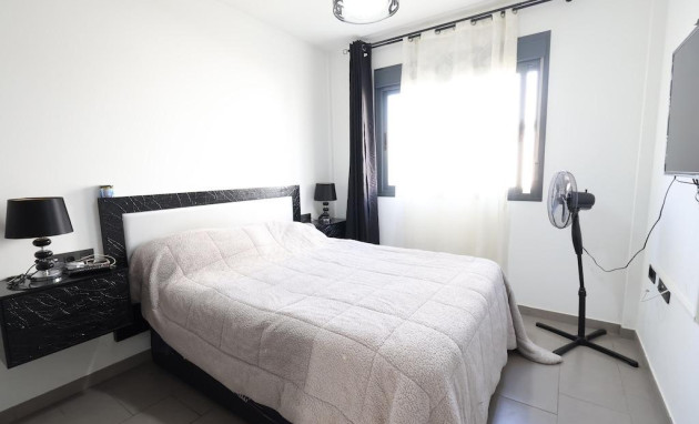 Herverkoop - Bungalow - Gelijkvloers - Orihuela Costa - La Zenia