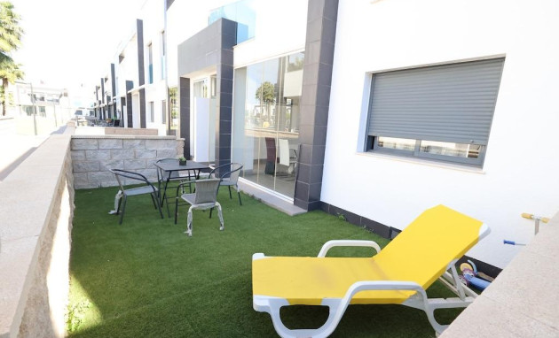 Herverkoop - Bungalow - Gelijkvloers - Orihuela Costa - La Zenia