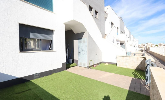 Herverkoop - Bungalow - Gelijkvloers - Orihuela Costa - La Zenia