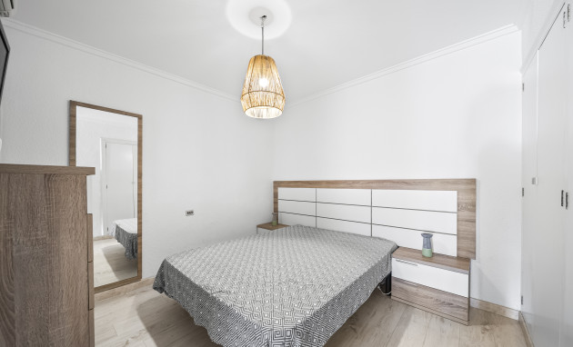 Herverkoop - Apartment - Torrevieja - Puerto