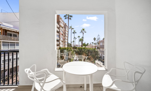 Herverkoop - Apartment - Torrevieja - Puerto