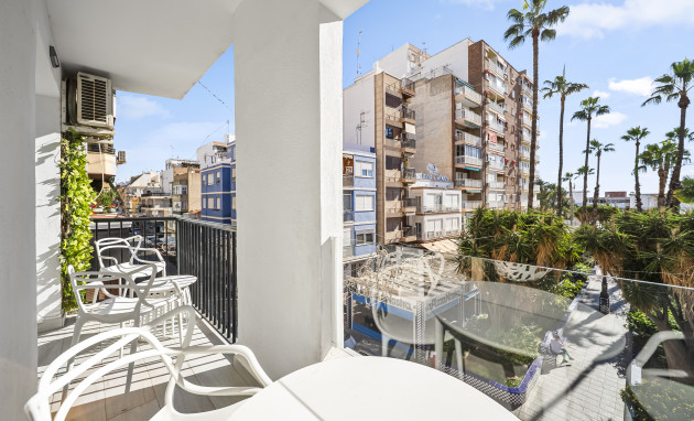 Herverkoop - Apartment - Torrevieja - Puerto