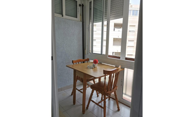 Herverkoop - Studio - Torrevieja - Estacion de autobuses