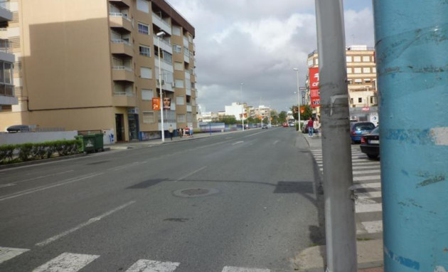 Resale - Apartment - Torrevieja - torrevieja