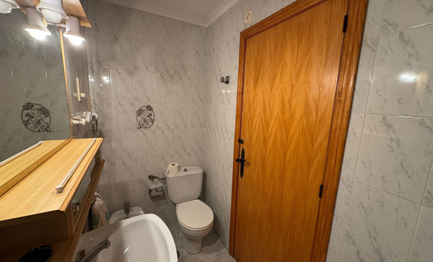 Herverkoop - Studio - Torrevieja - Estacion de autobuses