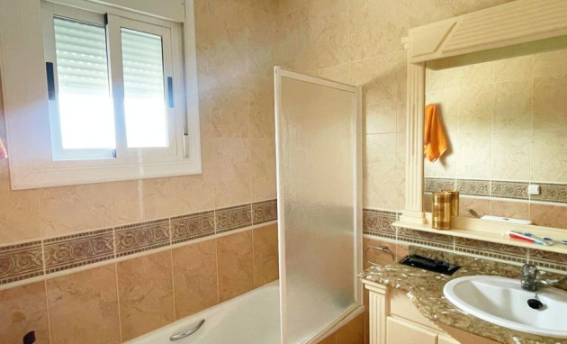 Resale - Finca - Daya Vieja