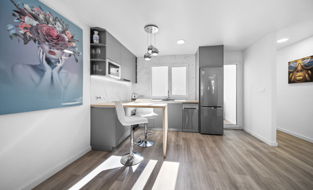 Herverkoop - Apartment - Torrevieja - Centro