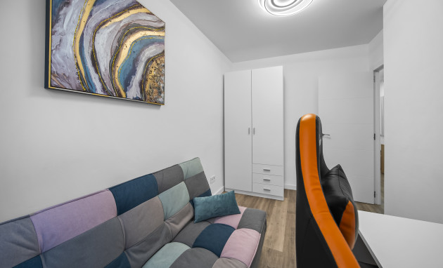 Herverkoop - Apartment - Torrevieja - Centro