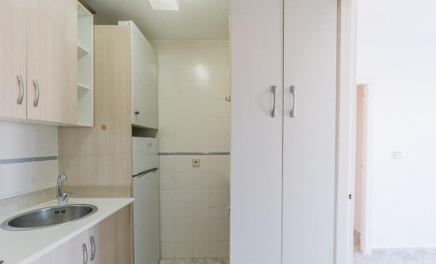 Herverkoop - Terraced house - Torrevieja - Carrefour