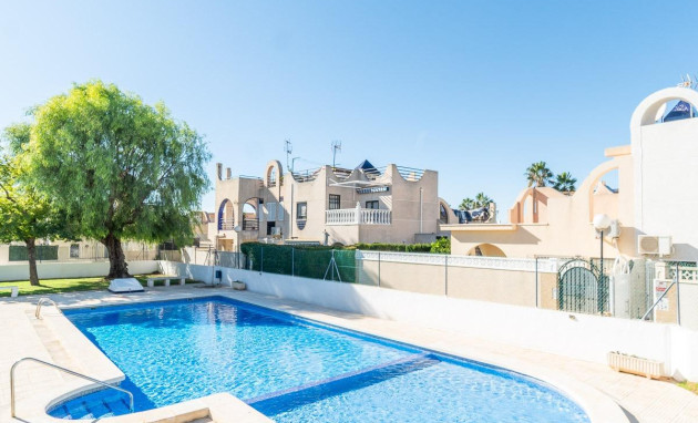 Herverkoop - Terraced house - Torrevieja - Carrefour