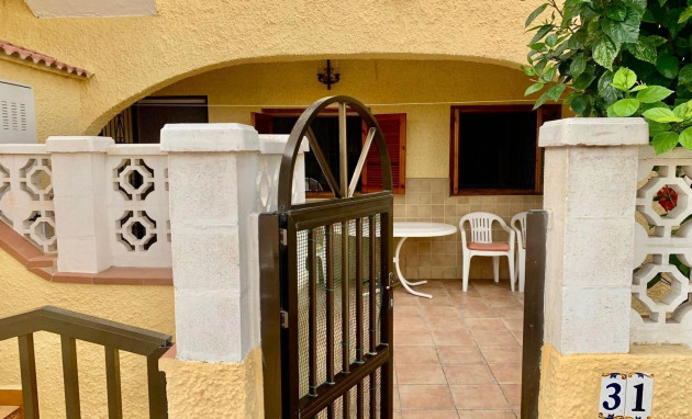 Herverkoop - Bungalow - Gelijkvloers - Torrevieja - La Mata