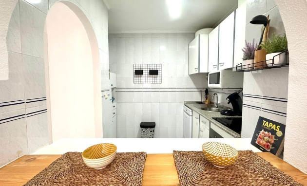 Herverkoop - Apartment - Torrevieja - Acequion