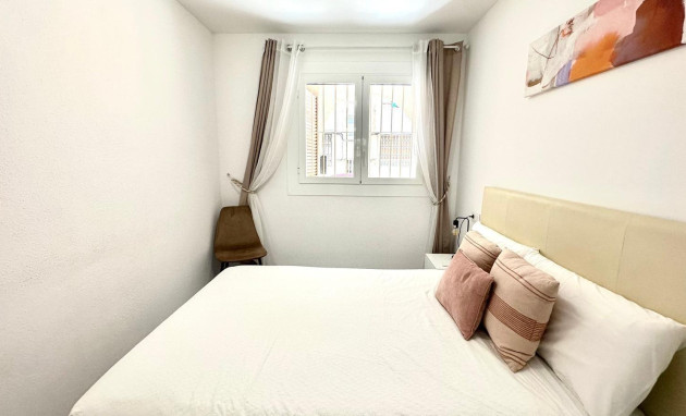 Herverkoop - Apartment - Torrevieja - Acequion