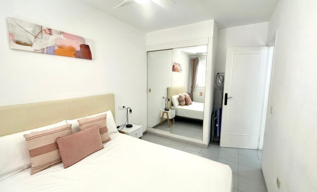 Herverkoop - Apartment - Torrevieja - Acequion