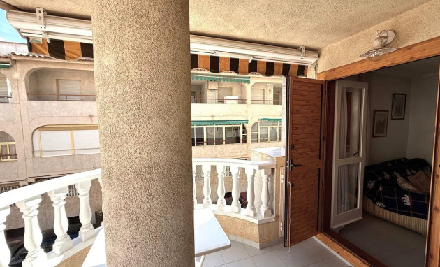 Herverkoop - Flat - Torrevieja - Acequion