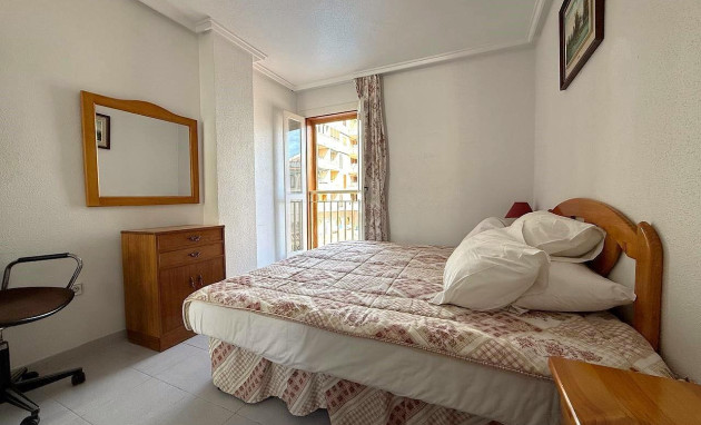 Herverkoop - Flat - Torrevieja - Acequion
