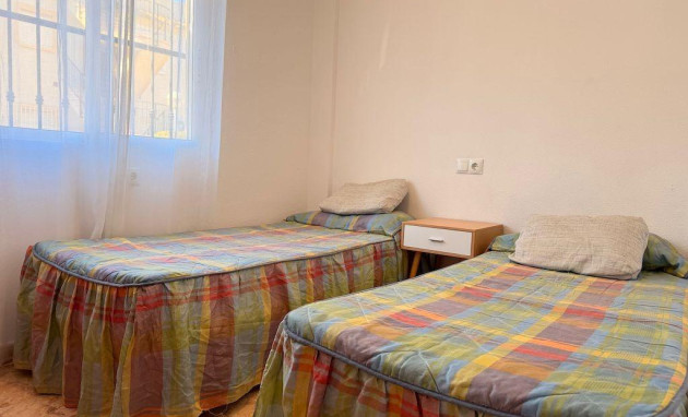 Herverkoop - Bungalow - Gelijkvloers - Orihuela Costa - Las Filipinas