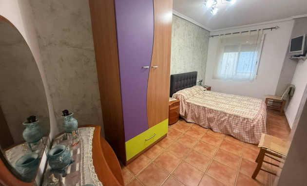 Revente - Apartment - Daya Nueva