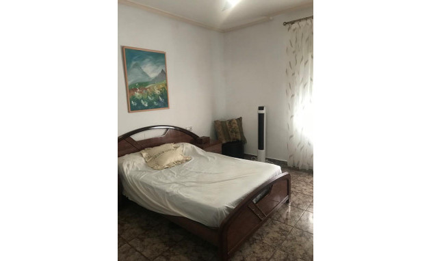 Resale - Apartment - Almoradí